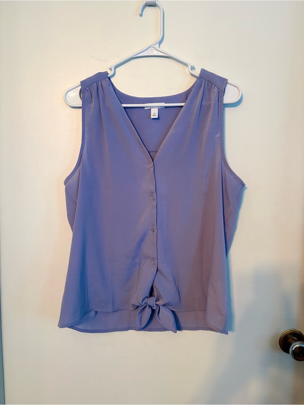 Nine West Sleeveless Lavender Tie-Front Blouse size medium